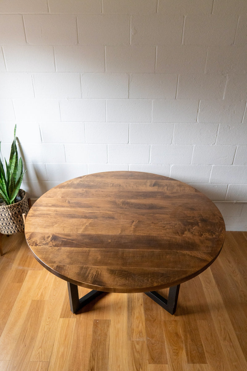 The Modern Bistro Round Table